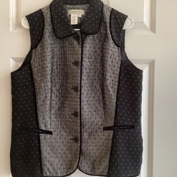 EUC Coldwater Creek Brand Women’s Size Medium Black Vest - Picture 8 of 8